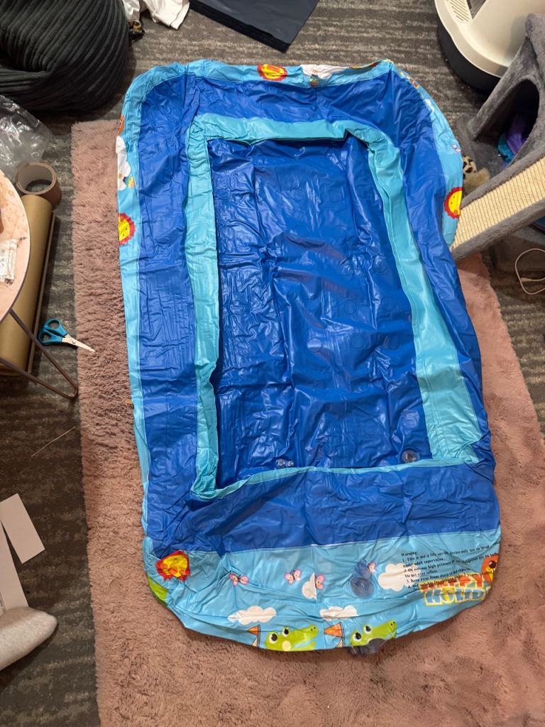 Brand New Blue Inflatable Paddling Pool for Kids