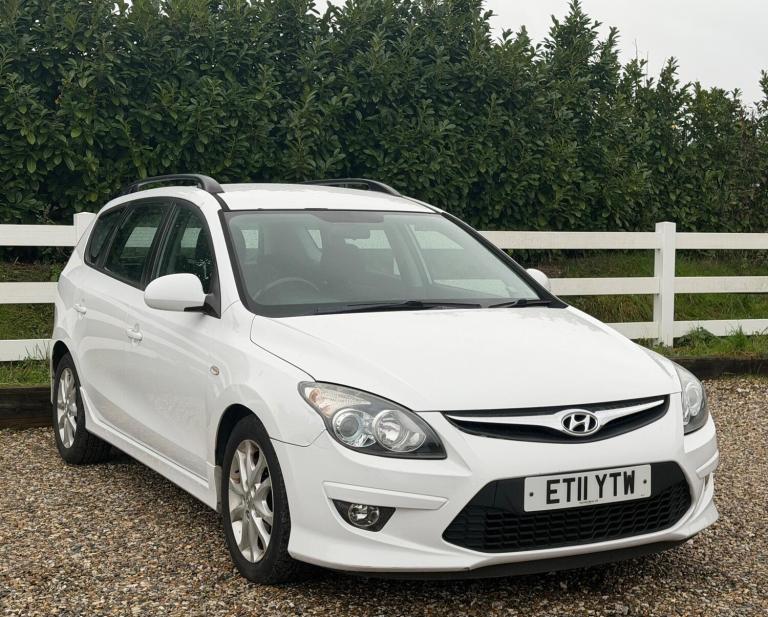 2011 Hyundai i30 1.6 Comfort 5dr Auto ESTATE PETROL Automatic