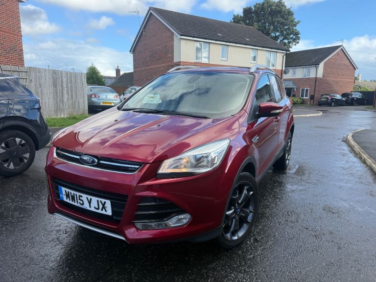 Ford, KUGA, Hatchback, 2015, Manual, 1997 (cc), 5 doors