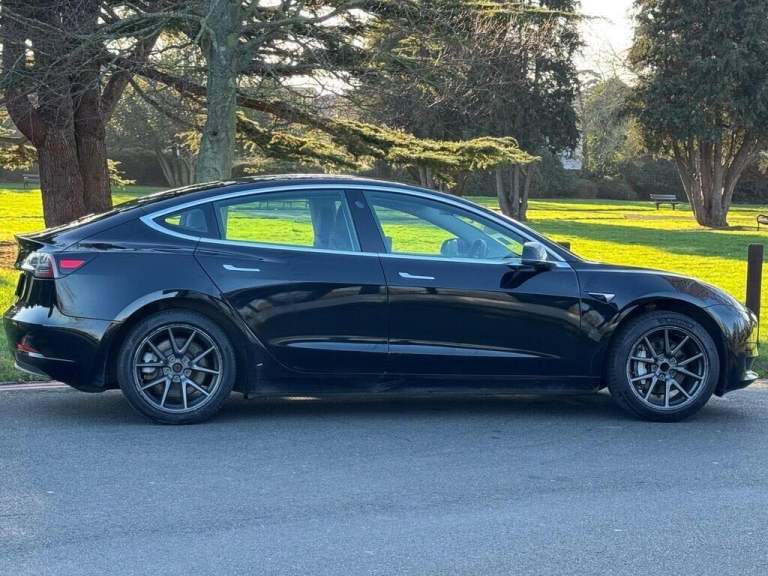 PCO Car Hire – Tesla Model 3 – Fully Electric – Uber Ready – From £280/week