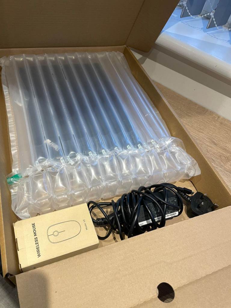 Lenovo i5 Yoga Laptop TouchScreen 2in1 Tablet Core 4.2GHz Windows11 IPS FHD - Can deliver