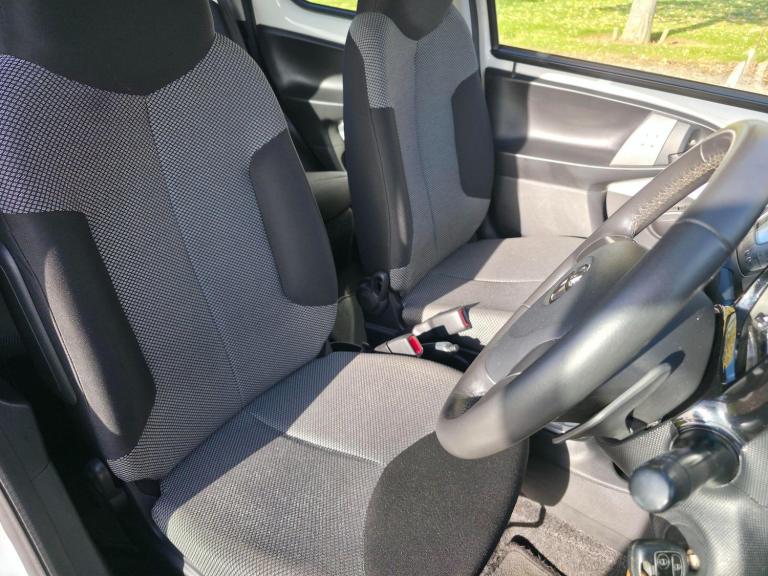 2014 Toyota AYGO 1.0 VVT-i Move MultiMode Euro 5 5dr HATCHBACK Petrol Automatic