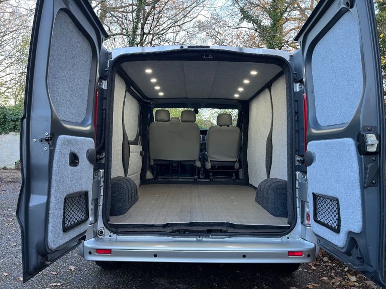image for Vauxhall Vivaro 2.0T Day van