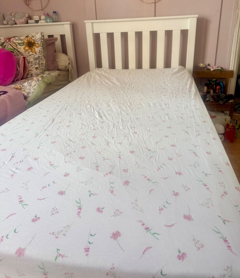 Sturdy White Wooden Single Bed Frame – Good Condition
