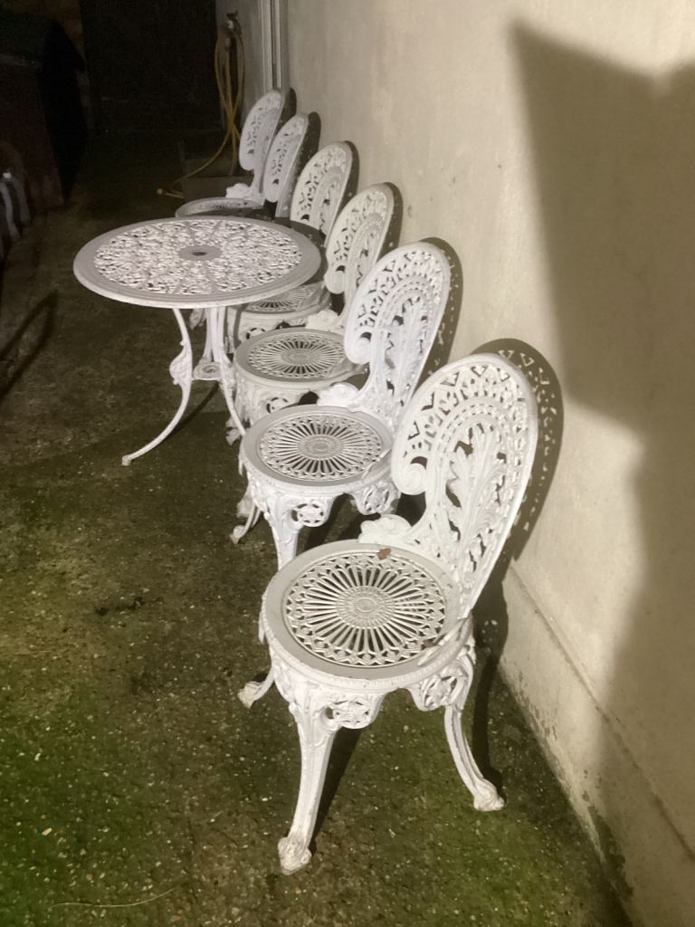 Cast aluminium garden table 6 chairs