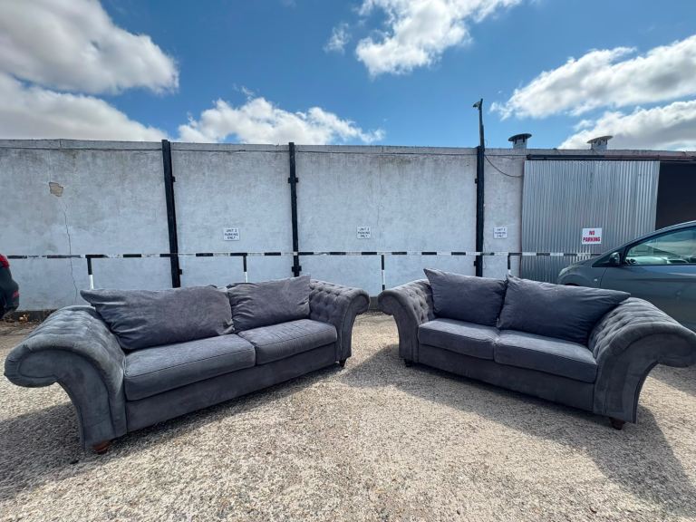Grey Winged Arm Large 3&2 seater sofa set  DELIVERY AVAILABLE!