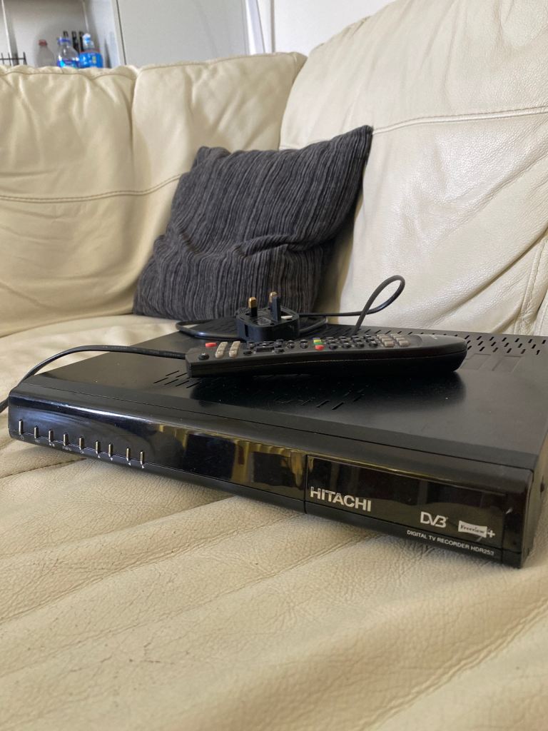 Hitachi Freeview+ Digital TV Recorder 250GB 