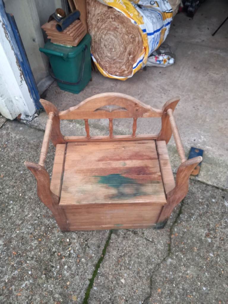 Wooden Home Storage Chest / Blanket Box