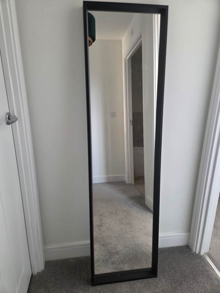 Gym length mirror