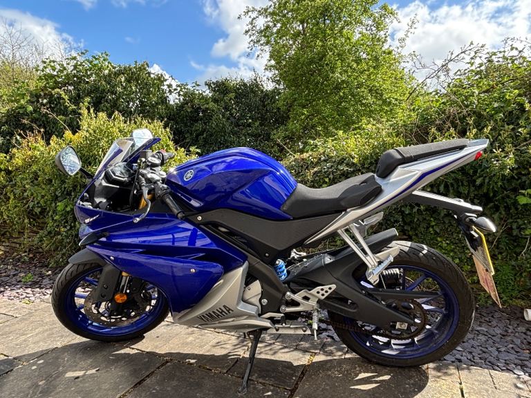 2017 Yamaha YZF R125 - R1 R7 Lookalike clone NEW MOT