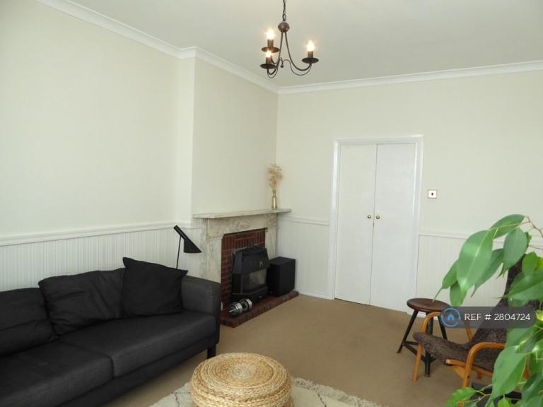 2 bedroom flat in Eardley Rd, Sevenoaks, TN13 (2 bed) (#2804724)