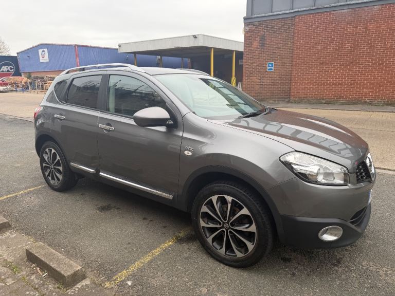 Nissan Qashqai 1.6 Petrol N-Tec 2011