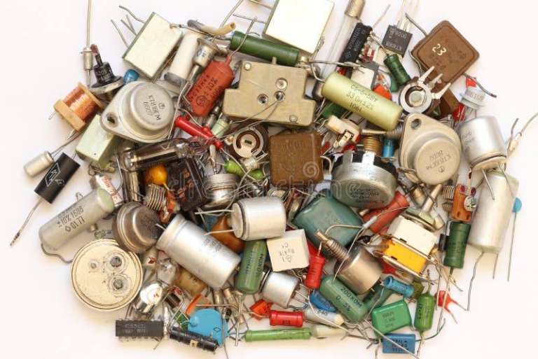 *wanted* old electronic components, resistors, transistors, etc