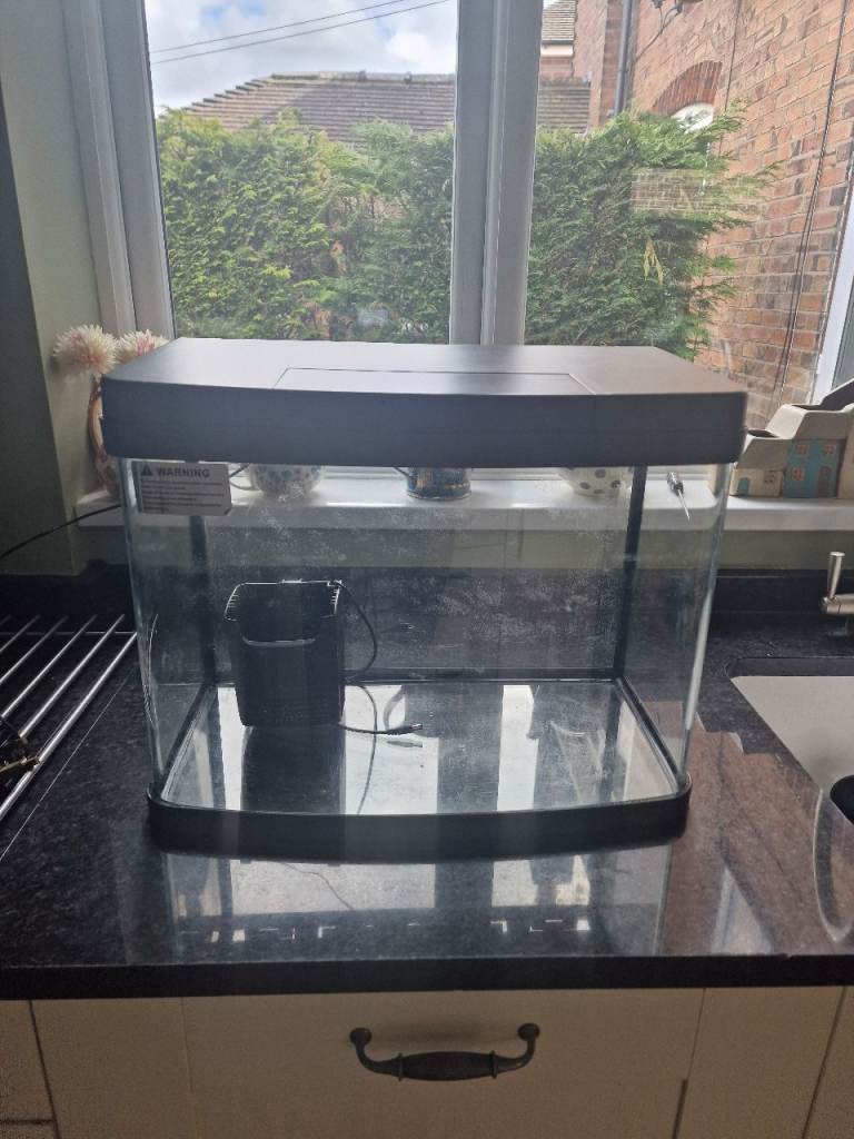 Love Fish Panorama 40 (37L)