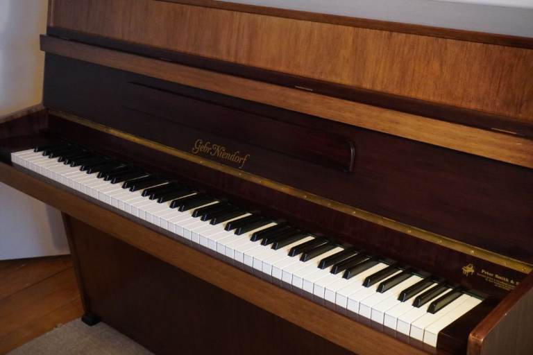 Acoustic piano - German quality - Delivery available.