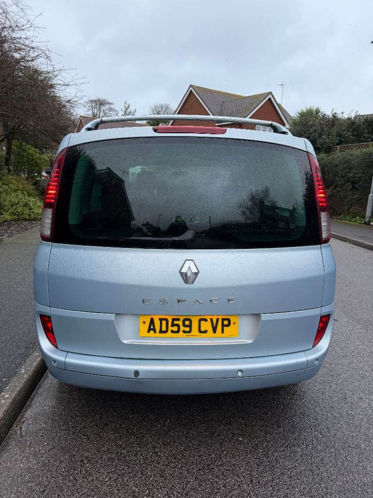 2010 RENAULT GRAND ESPACE  2.0 - 7 SEATER – 2 KEYS – 1 PREVIOUS OWNER – FULL SERVICE HISTORY