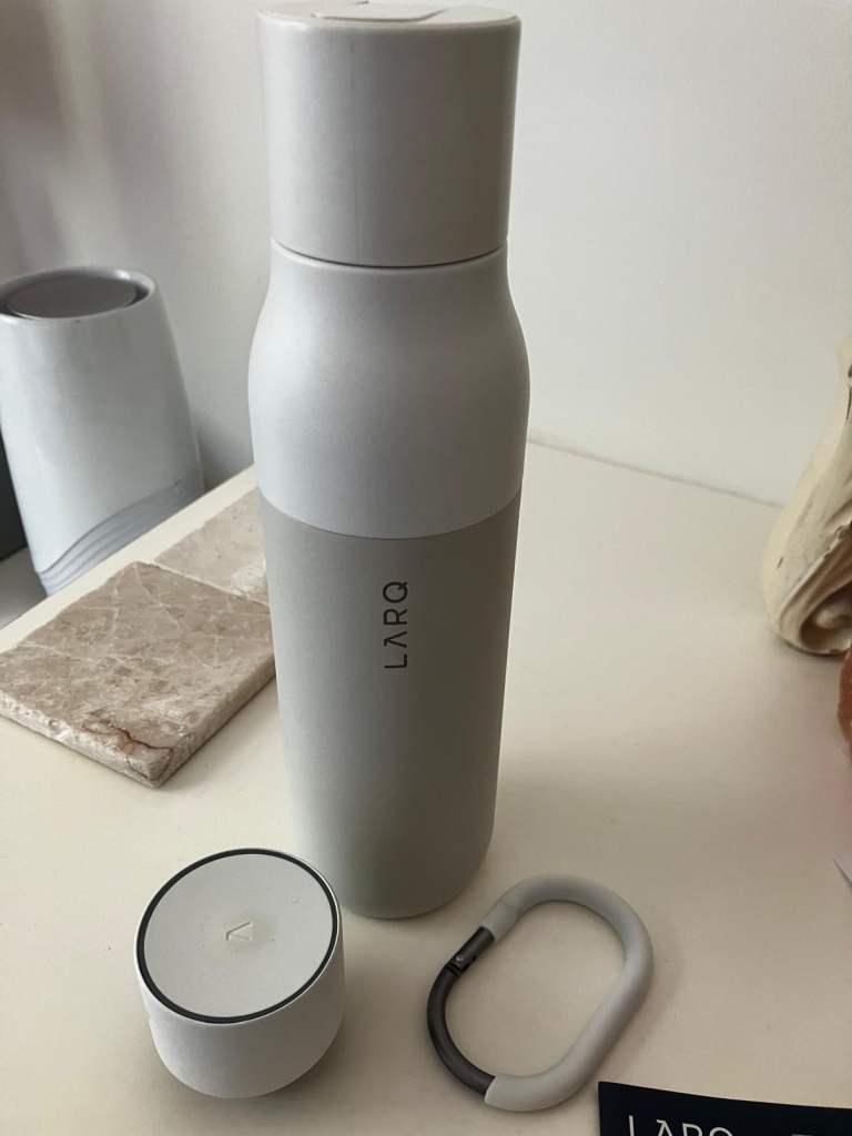 LARQ Self-Cleaning Water Bottle & UV Cleaning Cap – White, Good Condition