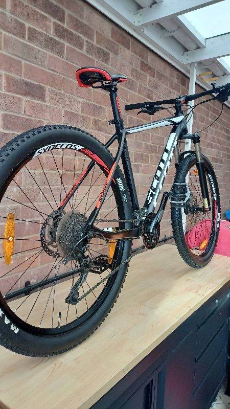 MENS SCOTT SCALE MOUNTAIN BIKE 