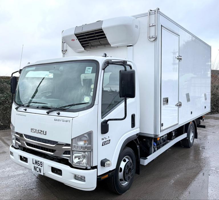 2019 ISUZU FORWARD N75.190 FRIDGE FREEZER SIDE LOAD DOOR BARN DOORS 3SEAT EURO-6