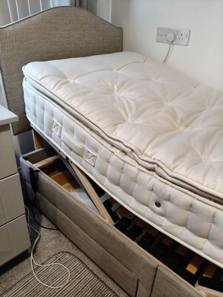 Electric reclining single bedframe and single mattress
