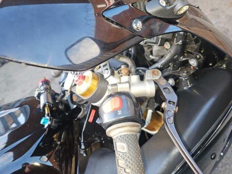 Suzuki GSXR1000 K3 '2003' BREMBO FRONT CALIPERS/M-CYL/GP SILENCER/COMFY SEAT