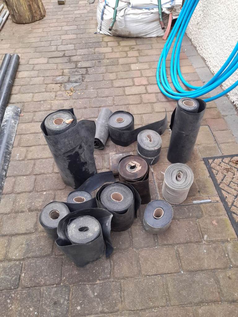 Rolls of damp course 