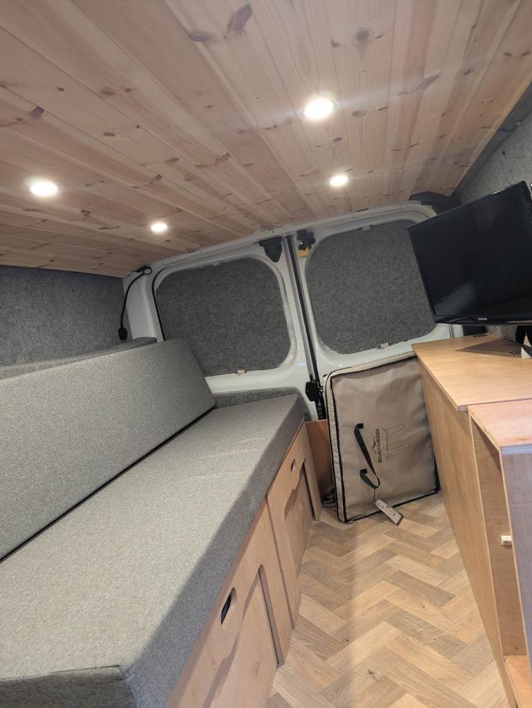 Vauxhall, VIVARO, Panel Van, 2019, Manual, 1598 (cc)