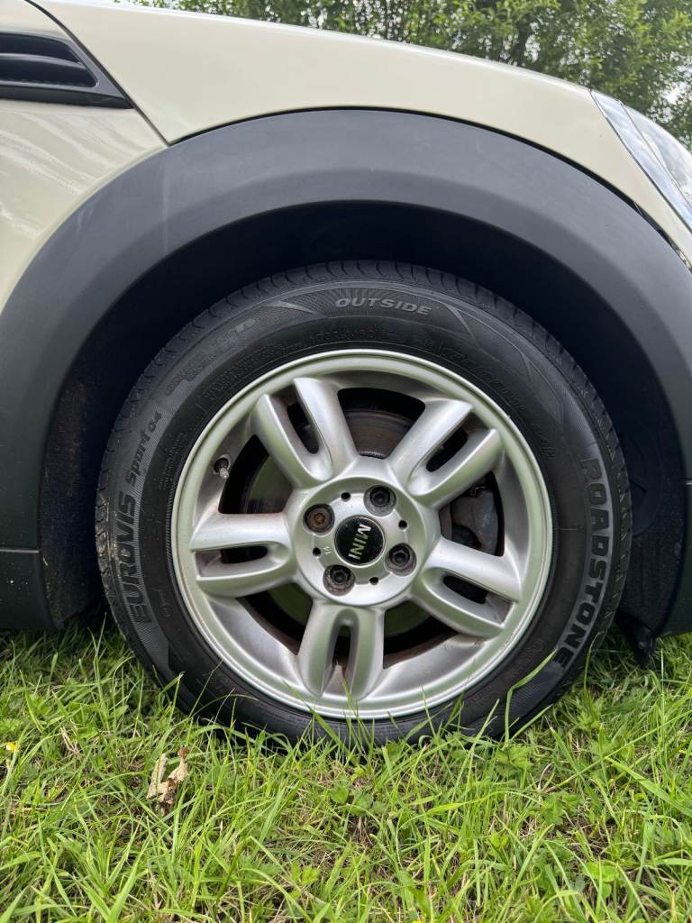 Mini, CONVERTIBLE, Convertible, 2013, Manual, 1598 (cc), 2 doors