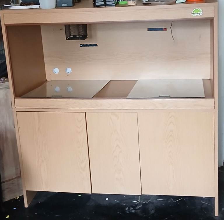 Vivarium used like new 