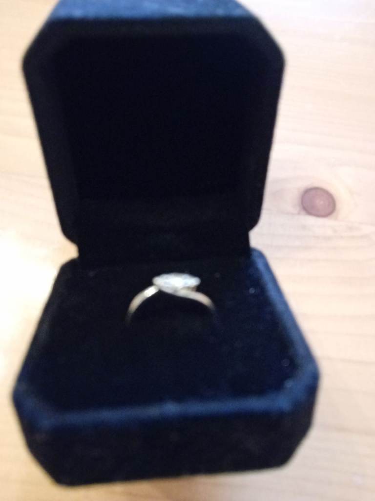 White gold ladies ring
