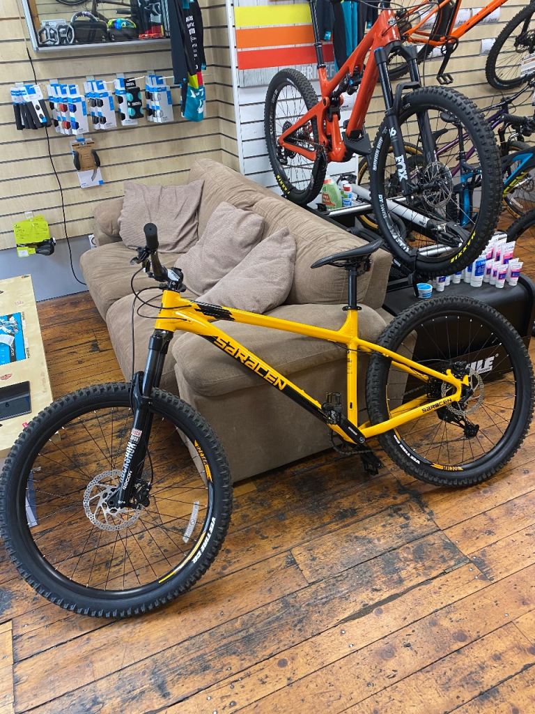 Saracen mantra mountain bike RRP £1250