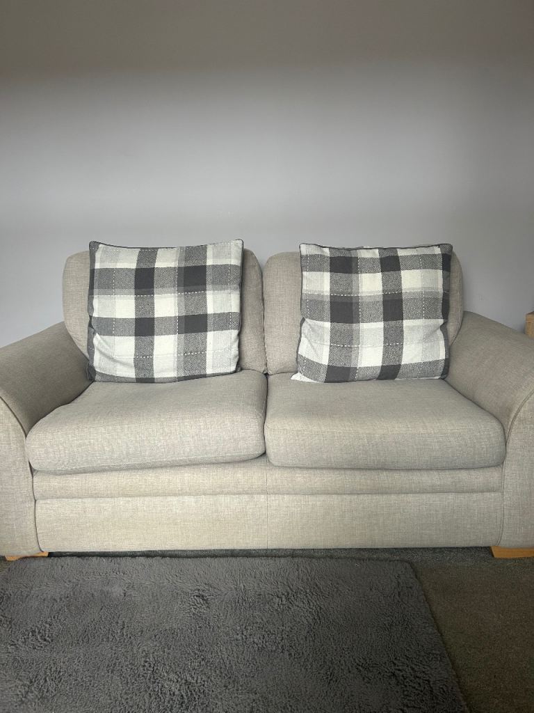 2x Greyish sofas