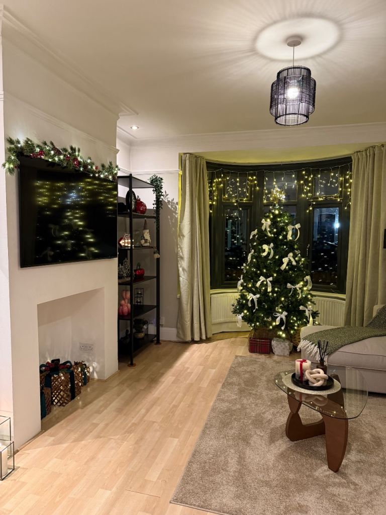 Large clean Double Room for rent 