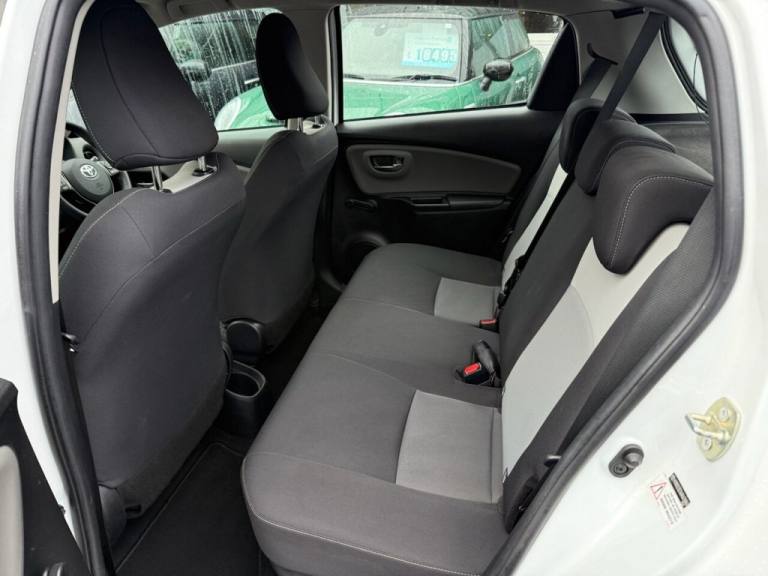 2018 Toyota Yaris 1.5 Hybrid Icon Tech 5dr CVT HATCHBACK PETROL/ELECTRIC Automatic