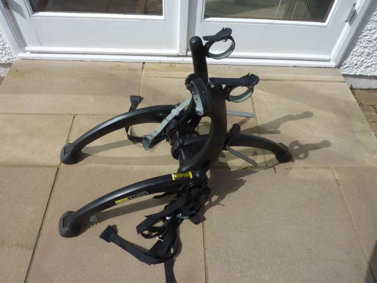 Car bike carrier for 2 bikes