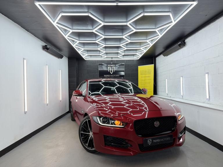 JAGUAR XE 2.0 d R-Sport 2015