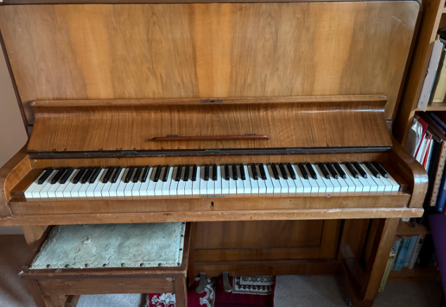 Piano for sale