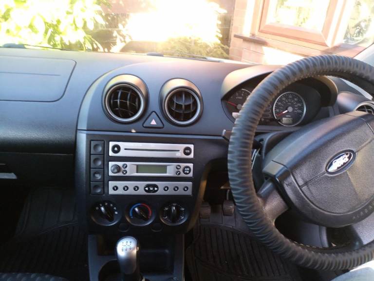 Ford, FIESTA, Hatchback, 2005, Manual, 1242 (cc), 3 doors