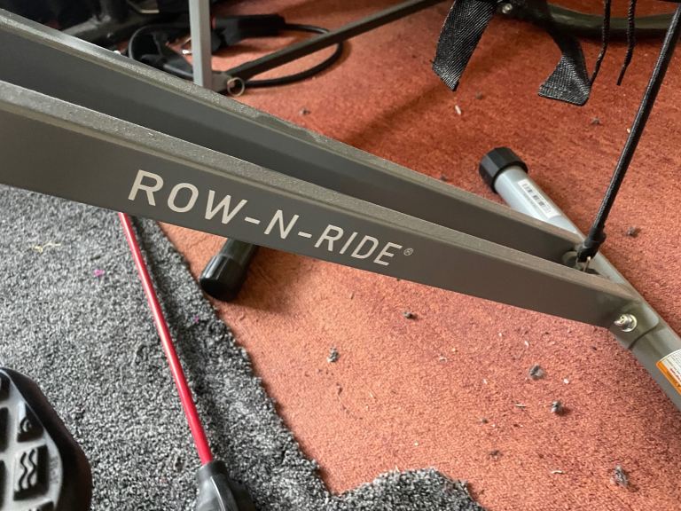 Sunny health Row-N-Ride with extra seat cushion cover 