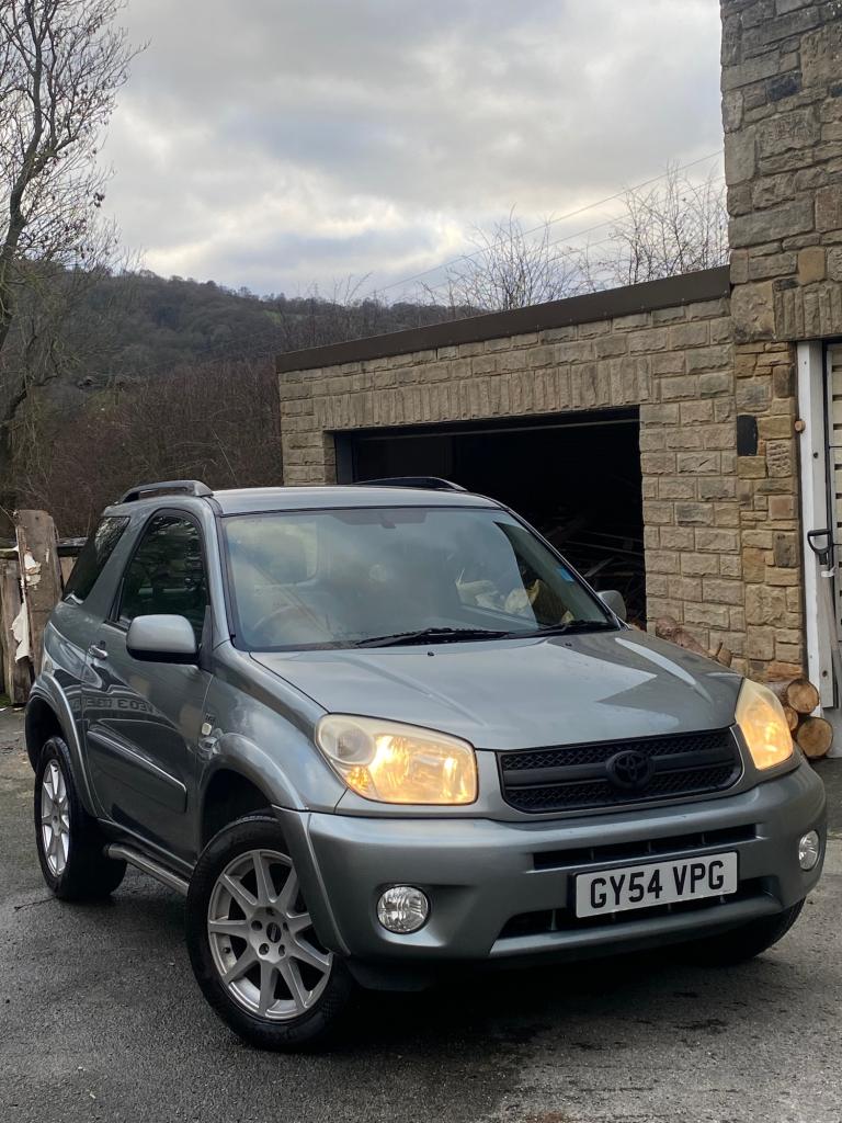 2004 Toyota RAV4 2.0 XT3 3dr Auto 4x4 Petrol Automatic