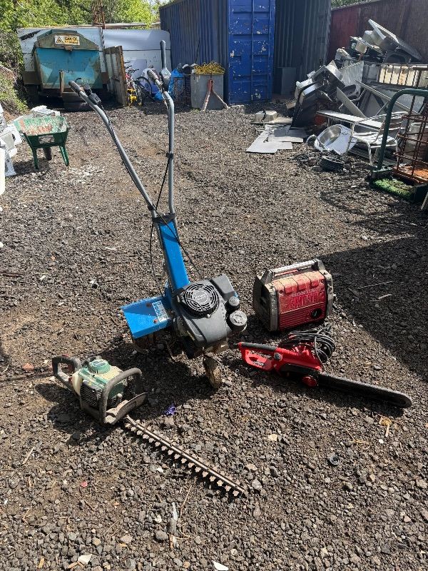 Job lot of petrol equipment 