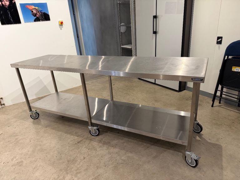 Commercial Stainless Steel Prep Table 240×65 cm – Moffat