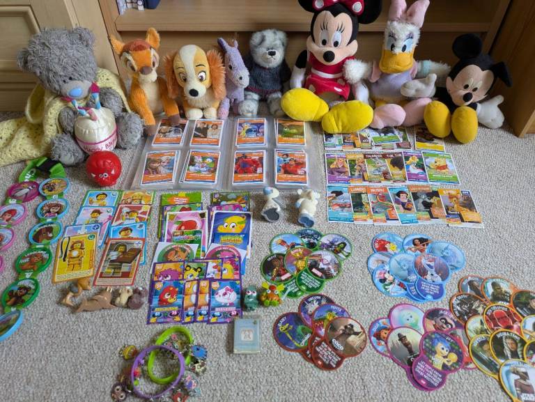 300+ items, 8 plushies, 300+ cards & binders, NEXT handbag, 100+ temporary tattoos,charms,badges,etc