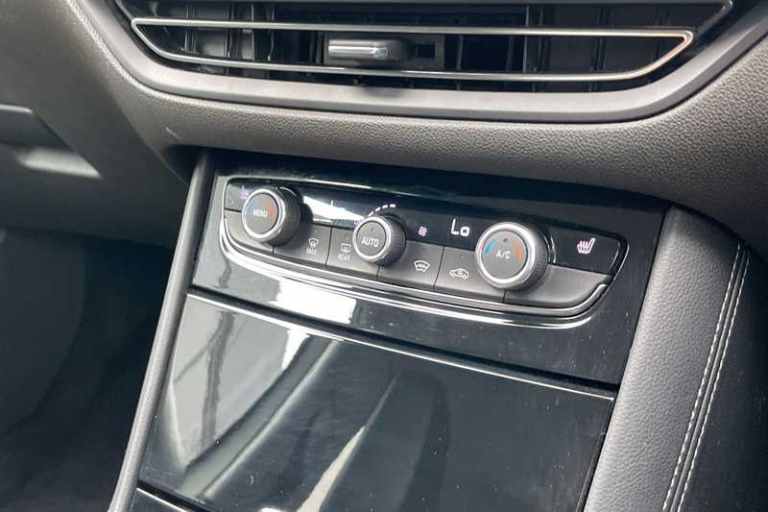 2023 Vauxhall Grandland 1.2 Turbo Ultimate 5dr HATCHBACK PETROL Manual