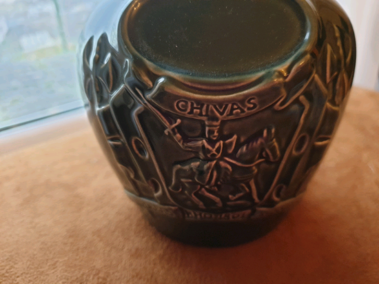 Chivas decanter (COLLECTIBLE)