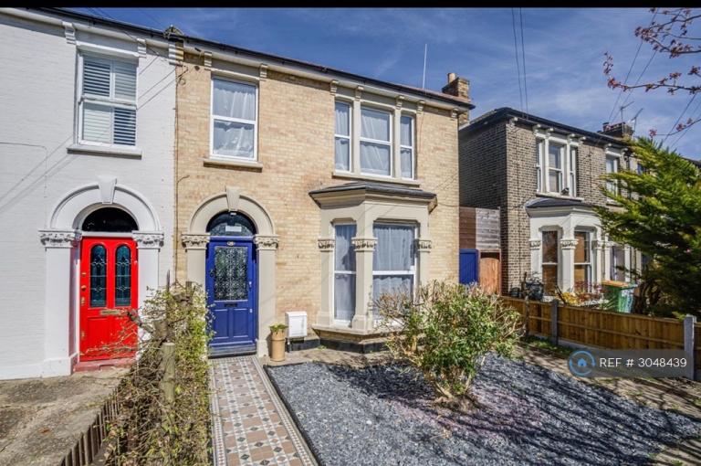 4 bedroom house in Durham Road, London, E12 (4 bed) (#3048439)