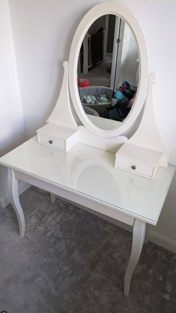 IKEA HEMNES DRESSING TABLE 