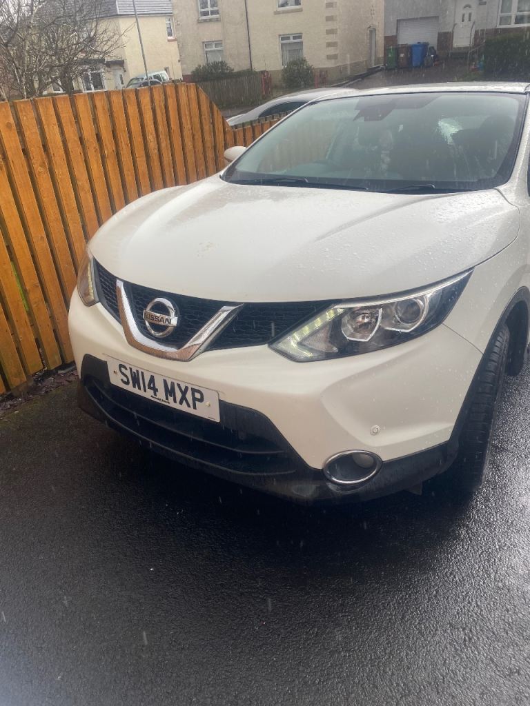 Nissan qashqai 2014