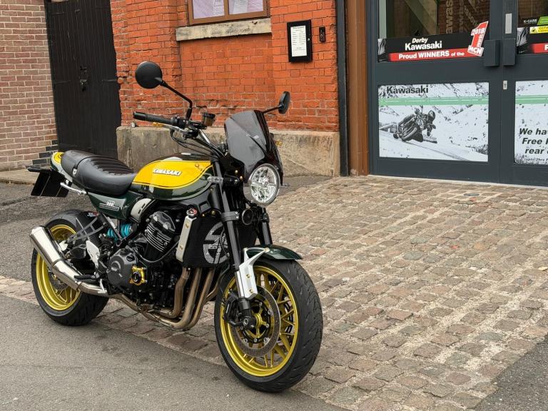 73 reg Kawasaki Z900 RS Yellow Ball retro style motorcycle with just 2096 miles