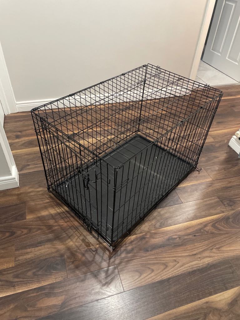 Dog cage 